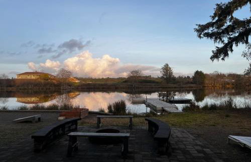 Gearhart Lakefront Vacation Rental - Foto 57