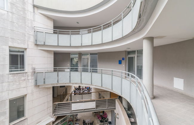 Luxurious Suites Elegance - Photo 54