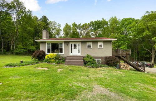 Haven Retreat in Catskills w Hot Tub & Bar Hall - Foto 42