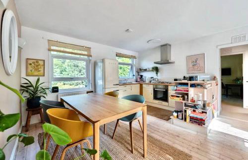 The Shades - Bliss In The Heart of Windermere - Photo 11