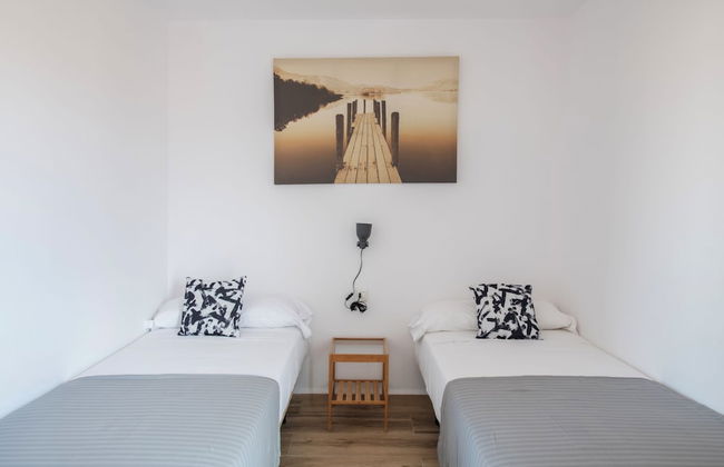 Apartamentos Los Rosales - Photo 16