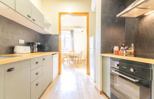 Alfama the city and the river - Foto 11