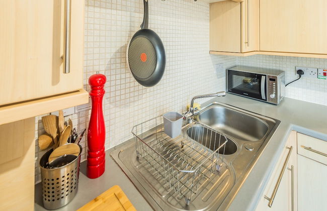 Stunning Shore Apartment with Balcony - Foto 15