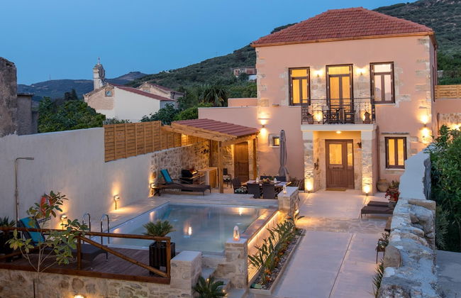 Villa Theta with private pool by Amara Living - Foto 42