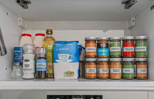 Designer 1-Bed Flat, 1-Min to Tube, Fast Central London Access - Foto 21