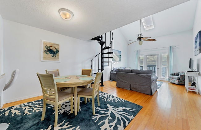 4410 Warren Avenue Unit 317 - Foto 1