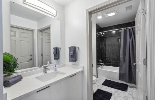 Cozy City Charm - Spacious, Parking, Balcony, Gym - Foto 28