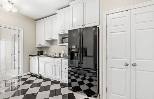 Juniper Furnished Apartments - Photo 59