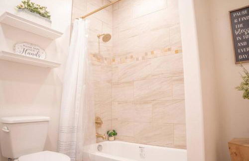 Rustic Gold Retreat - Foto 30