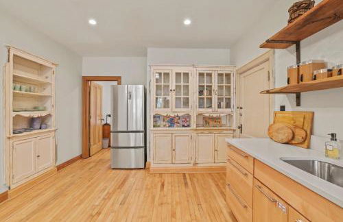 Spacious Historic 8-Bedroom Manor in Short North - Perfect for Large Groups - Foto 36