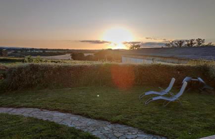 Rural farmhouse with patio, BBQ and fireplace - Photo 6