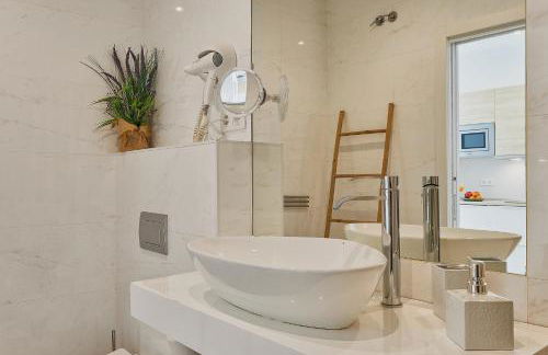 Suite Deluxe Face Mer Apart Malaga - Photo 29