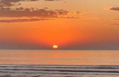 Ap pé na areia itapema frente mar - Foto 15