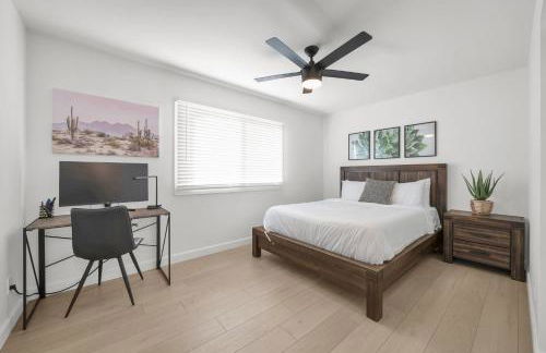 Modern Home with Pool Near ASU & Scottsdale - Foto 9