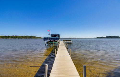 Waterfront Gull Lake with Dock Family Friendly! - Foto 41