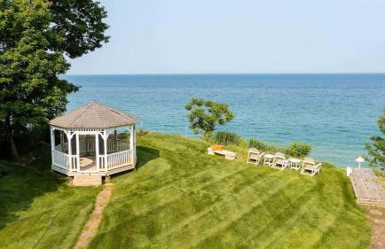 Spacious A-Frame with Lake Michigan Views & Hot Tub-Family Friendly - Foto 51