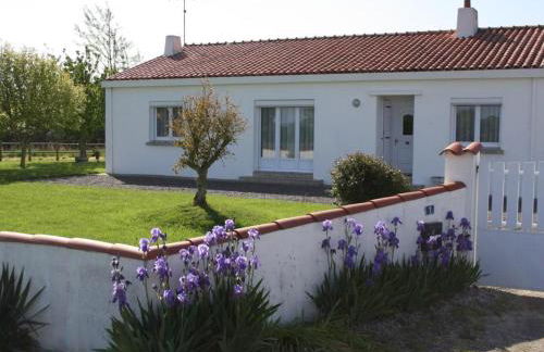 Maison rénovée avec grand jardin, proche des Sables-d'Olonne, 4 chambres, terrasse et Wifi - FR-1-426-187 - Foto 4