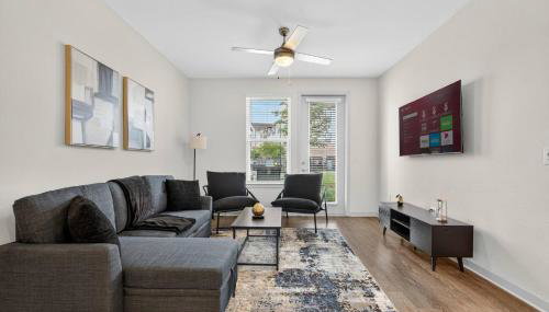 Nice 2 BR Apt|King Bed|Pool |Gym|Clse 2 Beach/Mayo - Foto 1, Other