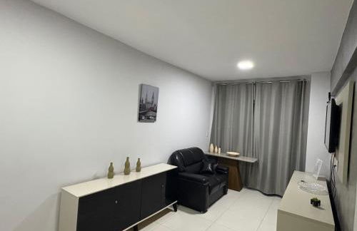 Apartamento Novo, Confortável, Lazer e Estacionamento, Rápido acesso aos pontos turísticos - Foto 12