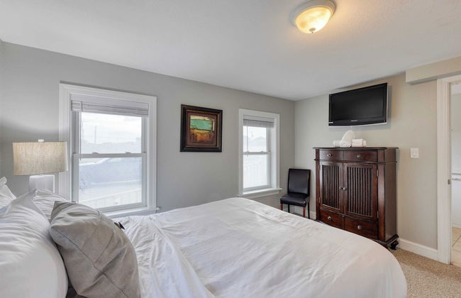 Sleeps 28 Beachfront w/ Pool, Hot Tub, Game Room Atlantic Watch by Avantstay - Foto 46