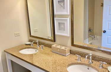 30A! Redfish Village Unit M2-424 is in the heart of it all!! - Foto 11