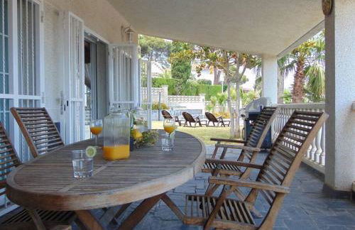 Basketball court, pool, BBQ, gardens, seaviews - Foto 51