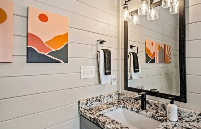 NEW Lake Cabin Sleeps 14 Indoor Pool Hot Tub - Foto 21