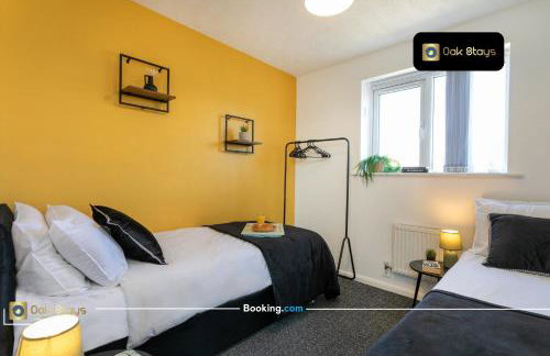 Quick Deals l 5 Bedroom l Sleeps 10 l Parking l Ideal for Groups l Oak Stays Short Lets & Serviced Accommodations - Foto 45