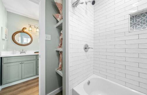 Unwind in beachside comfort with gorgeous views - Foto 37