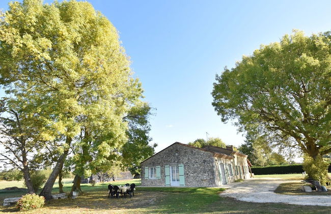 Spacious Holiday Home in Saint-nexans With Terrace - Foto 78