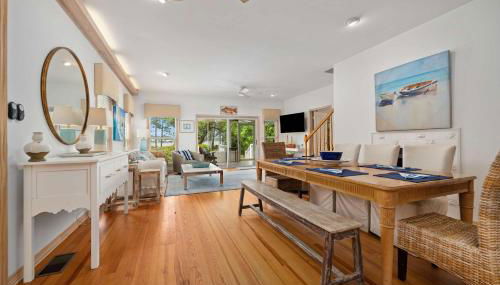 Secluded Waterfront Retreat for 23 - Dock Pets OK - Foto 2