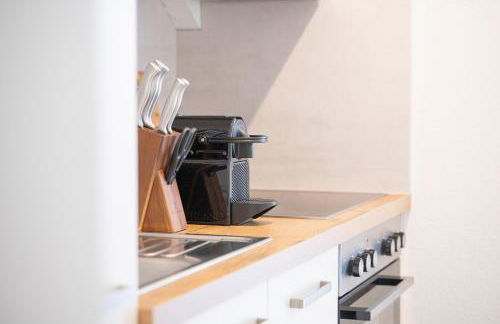 Kingsize Bett, Balkon, Arbeitsplatz, Netflix - Foto 19