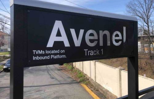 Private 2-bedroom house, free parking, 15-min walk to direct NYC Manhattan train, MetLife Stadium FIFA World Cup 30 minutes away - Foto 11