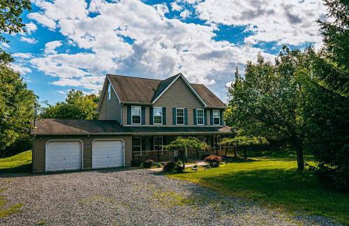 Gorgeous Cozy 5 Bedroom House with Hottub,Lake,Pool - Foto 2