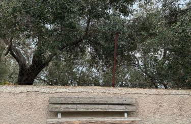 A House with A View - Foto 26