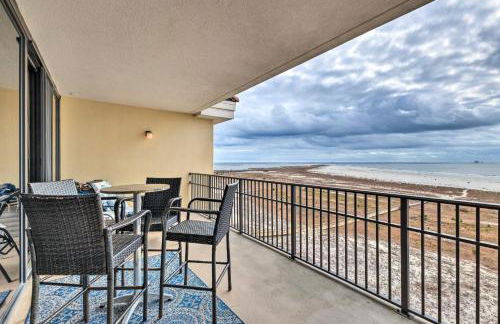 Beachfront Dauphin Island Condo Pool Access! - Foto 1