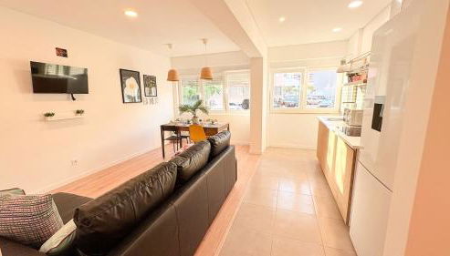 Vizinho -Central - perto praia - Wi-Fi - Foto 3