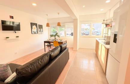 Vizinho -Central - perto praia - Wi-Fi - Foto 3