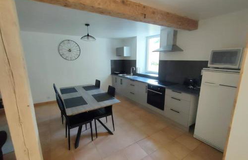 Gîte chaleureux au cœur du village - Foto 2