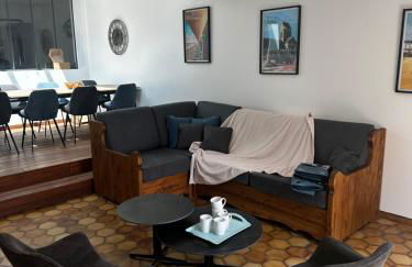 leBel endroit 145m2 , terrain et terrasse de 350m2 au coeur des commerces ,à proximité de la mer et tous services inclus - Photo 13