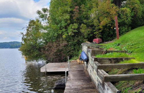 Lake Bomoseen Log Cabin - Foto 36
