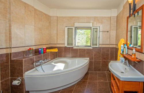 LOURDAS BEACH VIEW VILLA - Foto 28