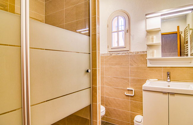 4 bedroom House in Bagnols-en-Forêt with private pool and garden - Photo 30