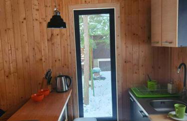 Domek w lesie przy jeziorze Kamień - Photo 8