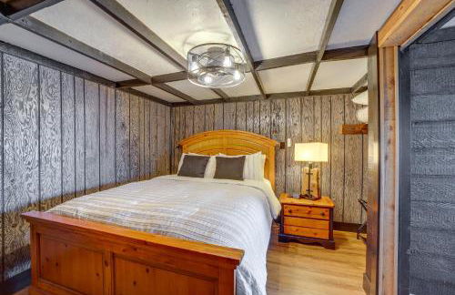 Private Hot Tub and Dock Lakefront Grove Retreat! - Foto 12