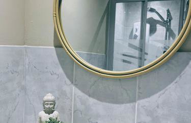 Sleeps 8-10 Cotswold Home with Hot Tub & Parking - Foto 39