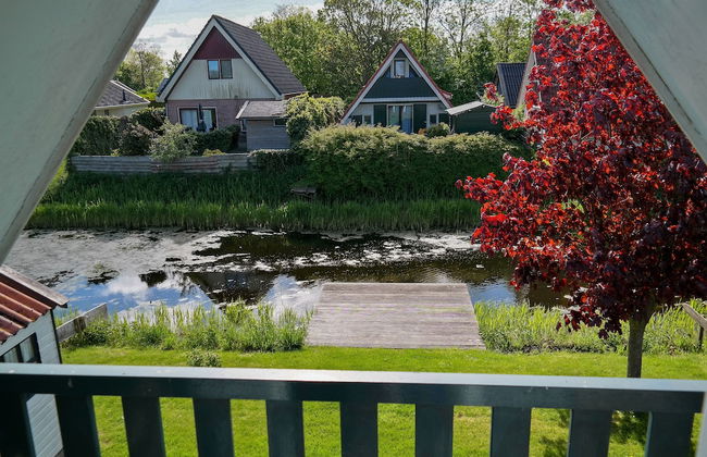 Modern Holiday Home at a Typical Dutch Canal, Close to the Lauwersmeer - Photo 28