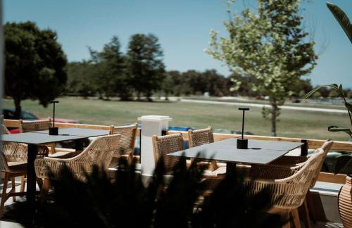 Kalani Residence - Photo 2