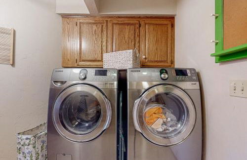 100 Yards to Foster Reservoir! Home with Hot Tub - Foto 21