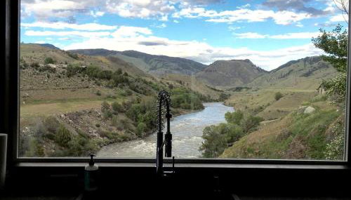 Cozy Cabin Retreat with Stunning Views of Yellowstone National Park in Montana - Foto 5